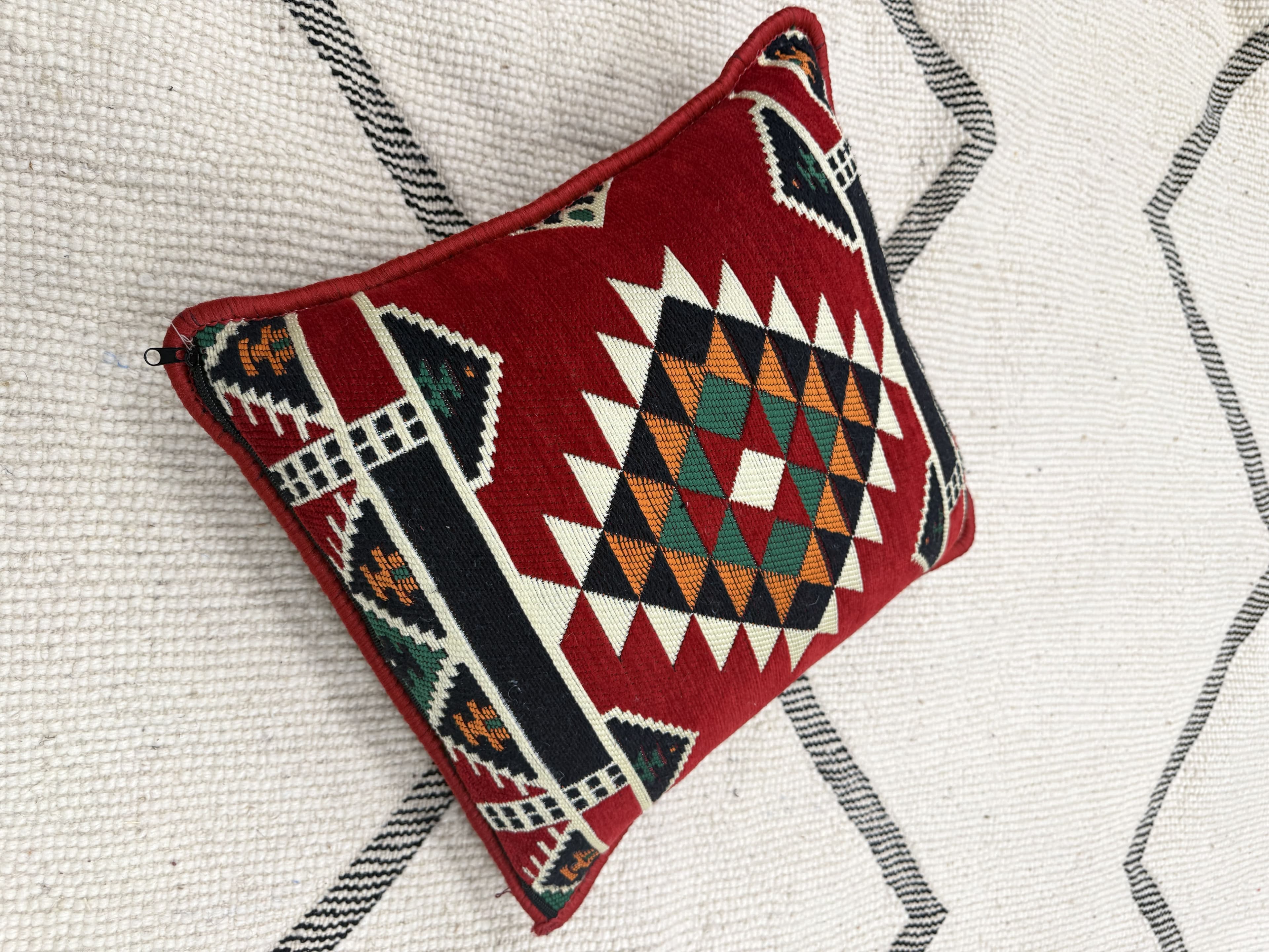 وسادة  تقليدية  باللون الأحمر-40*40cm 4