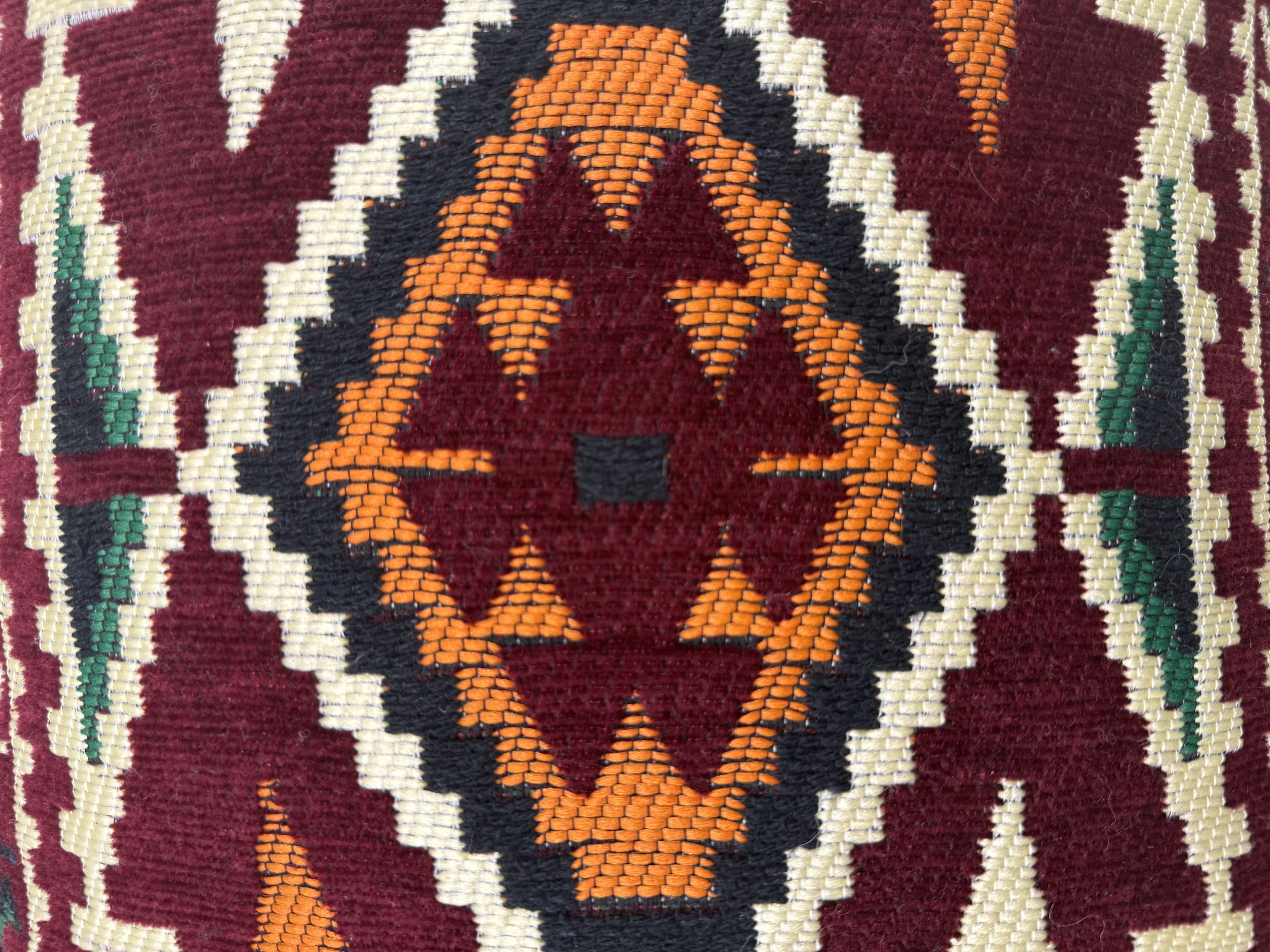 وسادة  تقليدية  باللون أحمر داكن -40*40cm 3