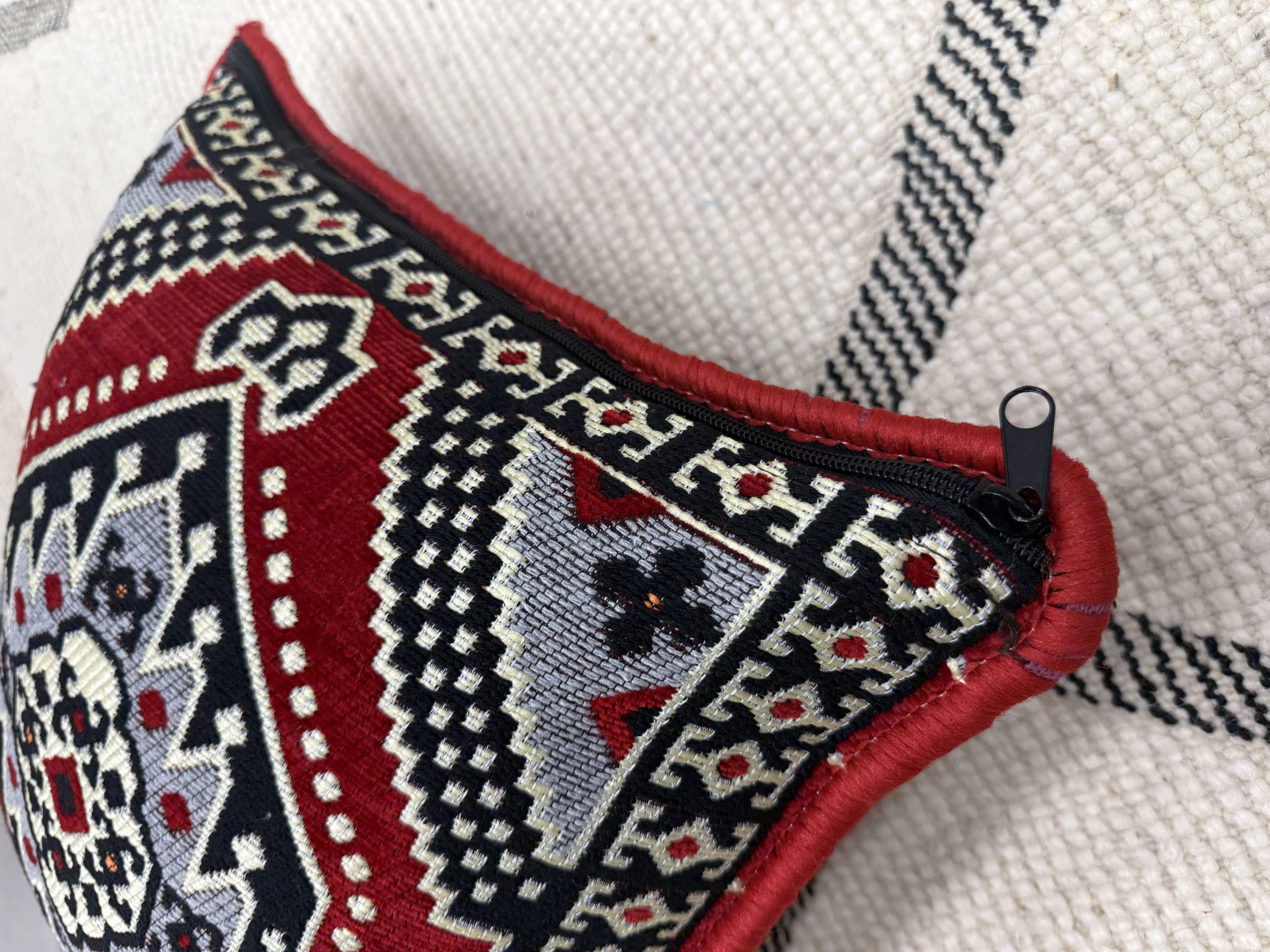 وسادة  تقليدية  باللون الأحمر-40*40cm 3