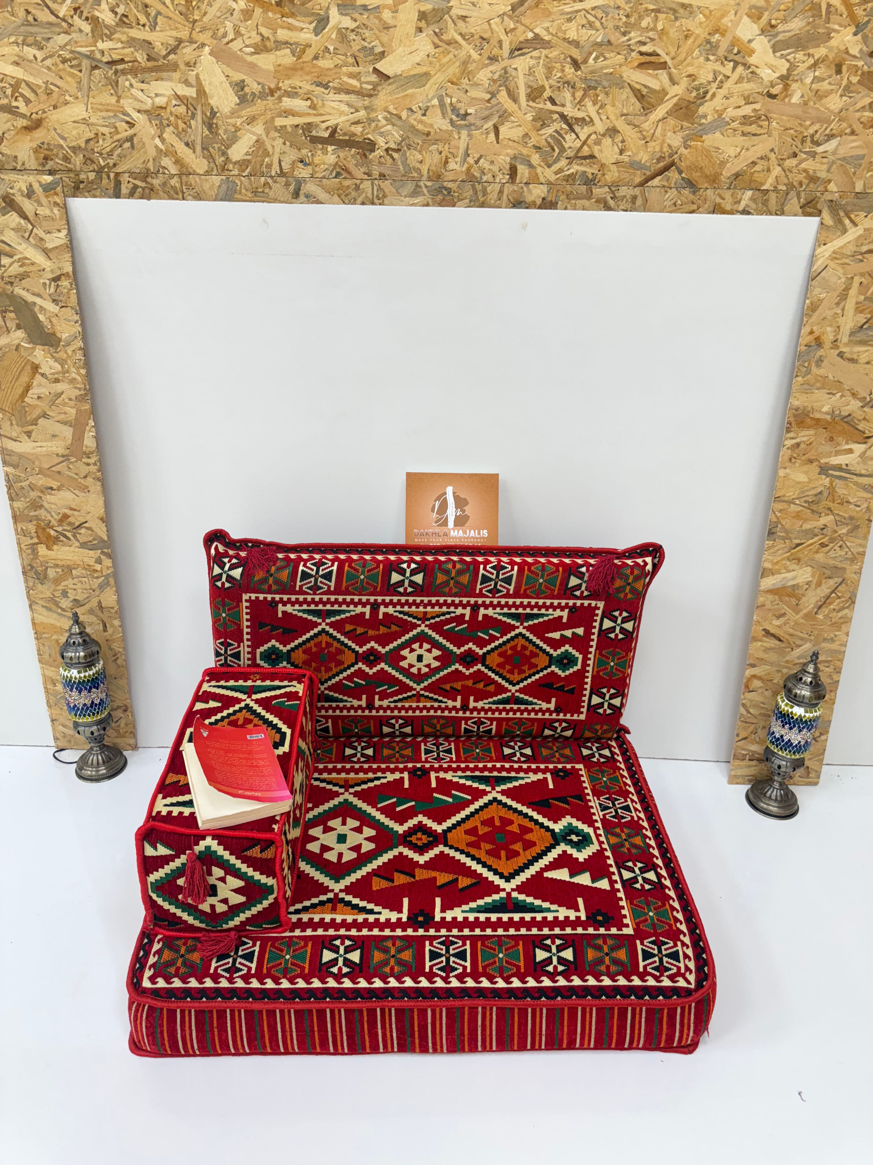 مجلس قراءة تقليدي (95 × 70 × 10 سم) 2